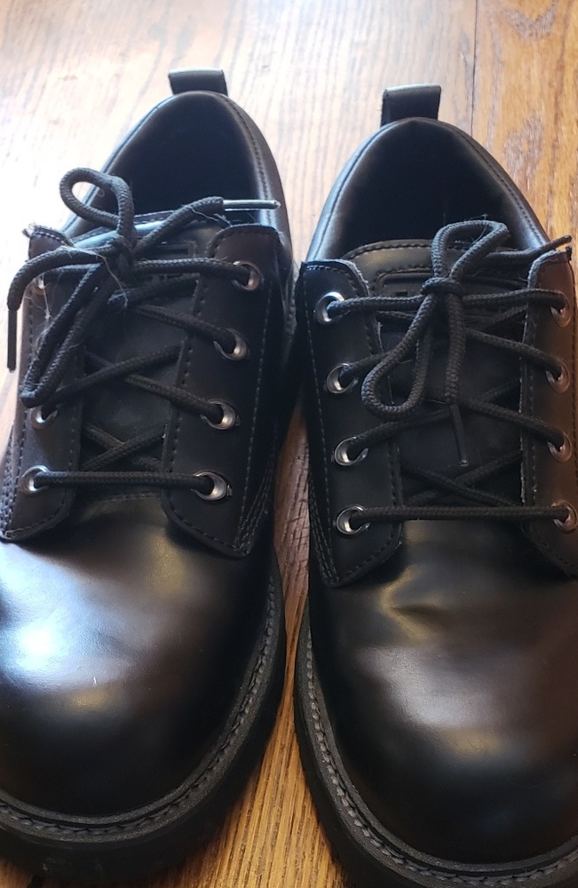 Sketchers half leathers